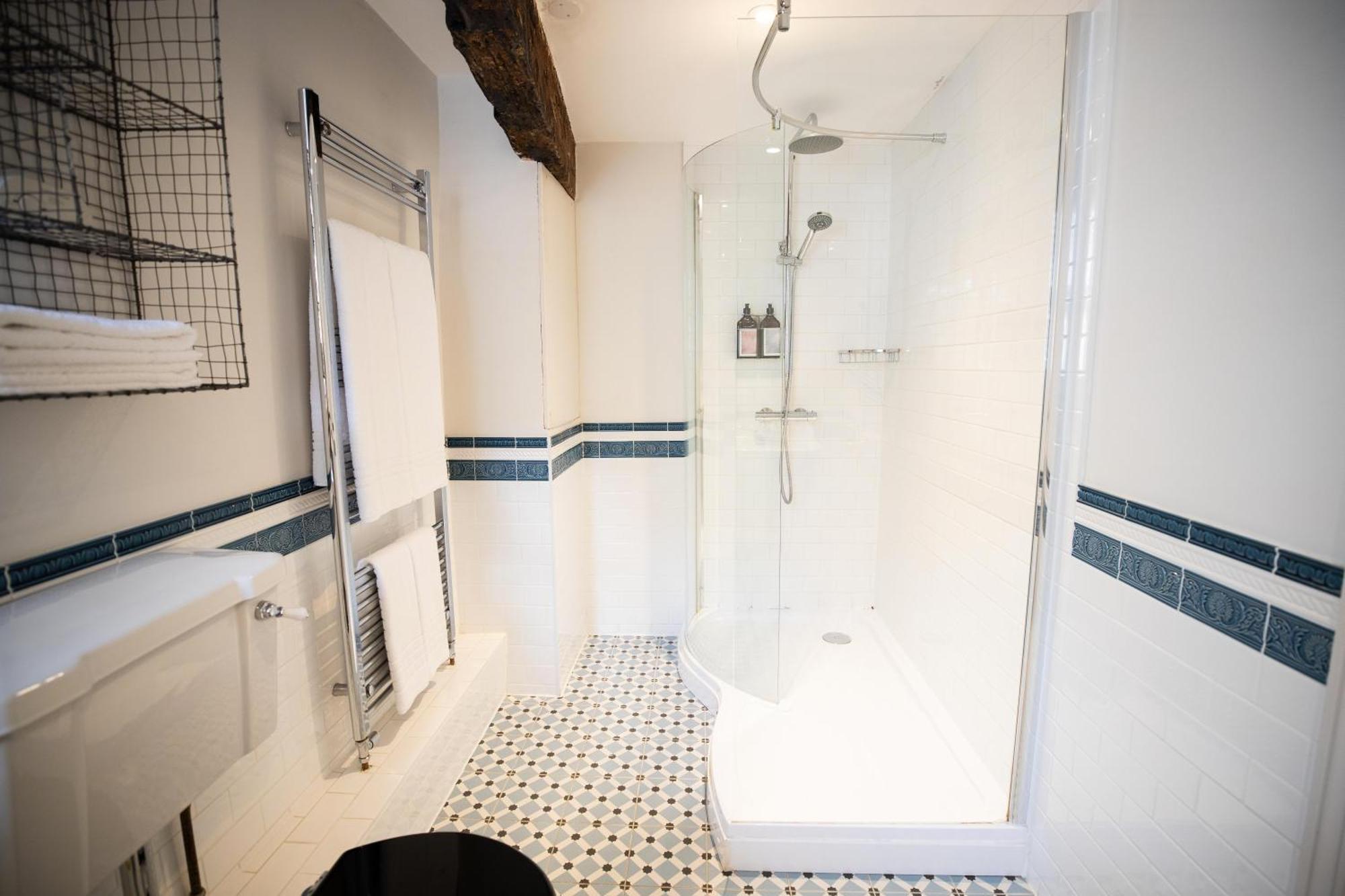 Chambre Double Deluxe avec Douche