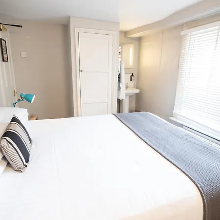 Tower House Guest House-2