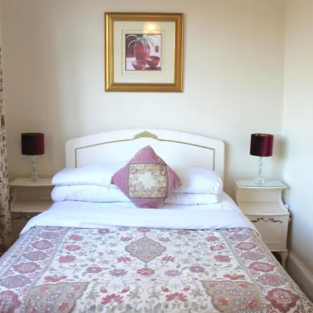 The Dial House Guest House-3